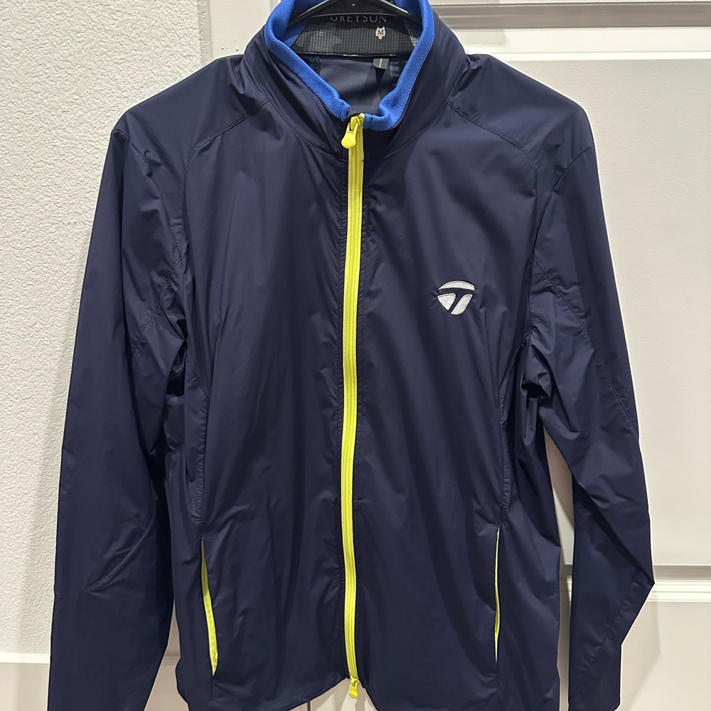 Greyson Taylormade Trailwolf Blue Jacket Men’s Medium.  Windproof full-zip.